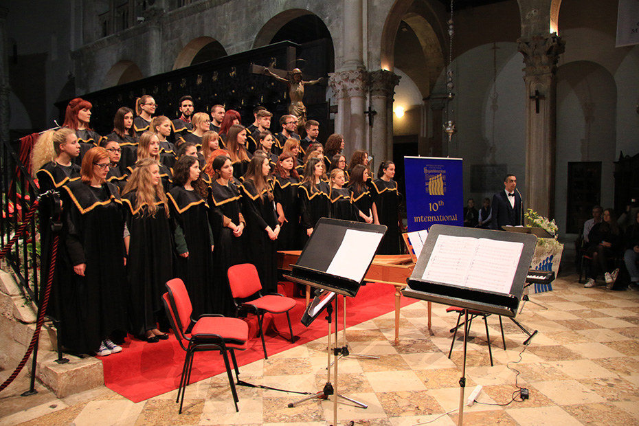 Otvorenje jubilarnog natjecanja pjevačkih zborova uz ansambl “Antiphonus”