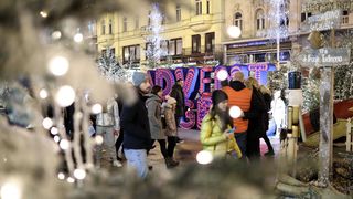 Zagrebački Advent ove godine pun je svjetla i šarenila