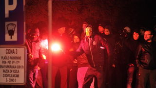 Maribor (Slovenija), 031212.
Prosvjed gradjana Maribora protiv trenutacnog gradonacelnika Franca Kanglera, osumnjicenog za umjesanost u korupciju. Prosvjed je zapoceo okupljanjem nekoliko tisuca ljudi na Trgu Slobode, a zatim se preselio ispred zgrade opc Maribor (Slovenija), 031212.
Prosvjed gradjana Maribora protiv trenutacnog gradonacelnika Franca Kanglera, osumnjicenog za umjesanost u korupciju. Prosvjed je zapoceo okupljanjem nekoliko tisuca ljudi na Trgu Slobode, a zatim se preselio ispred zgrade opc