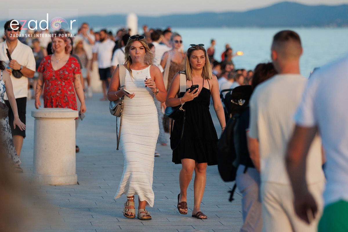 Večernji đir po gradu 18. lipnja 2024. Večernji đir po gradu 18. lipnja 2024.