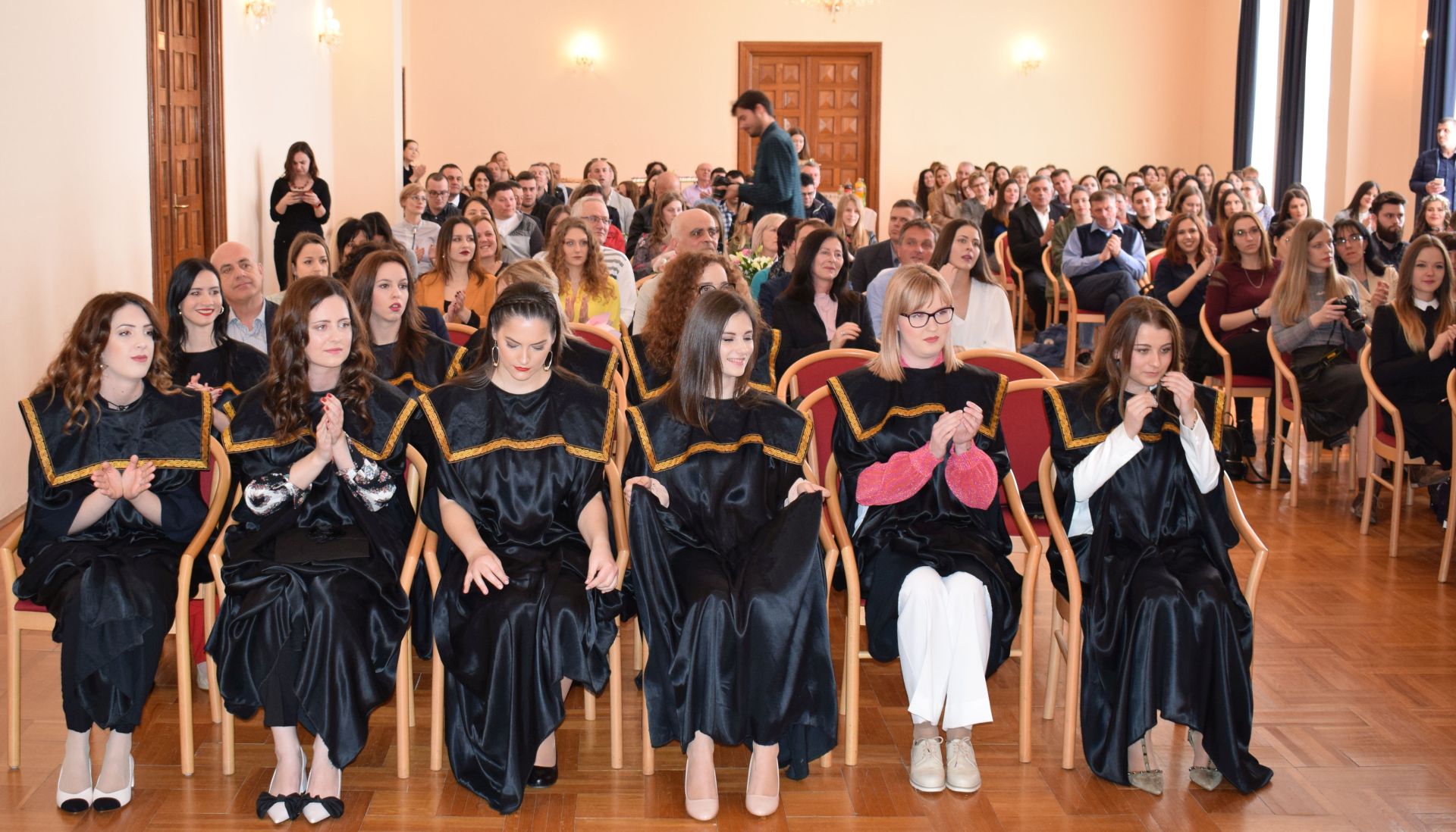 Promocija prvostupnika Hrvatskog i Ruskog jezika Sveučilišta u Zadru Promocija prvostupnika Hrvatskog i Ruskog jezika Sveučilišta u Zadru