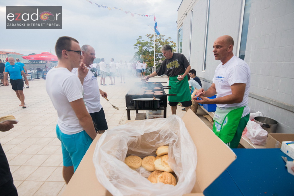 6. “Jadranov veslački dvoboj” osmeraca u uvali Jazine 6. “Jadranov veslački dvoboj” osmeraca u uvali Jazine