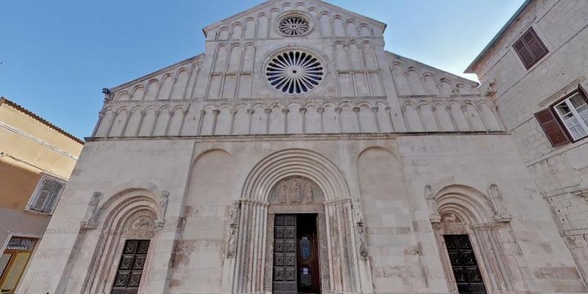 Image 378331 (auto) Image 378331 (auto)