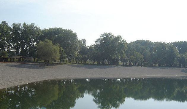 Bundek (foto: www.floraart.net)