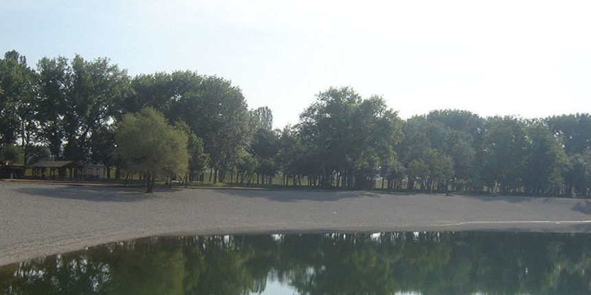 Bundek (foto: www.floraart.net)