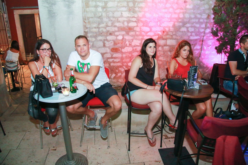 Zlatan Zuhrić Zuhra @Teatro bar