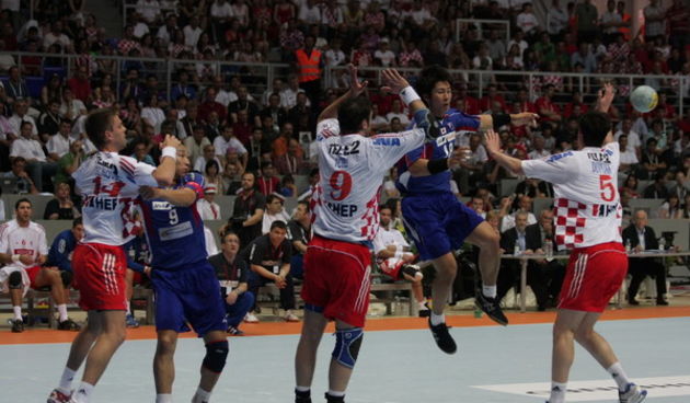 Image 1137653 (auto)