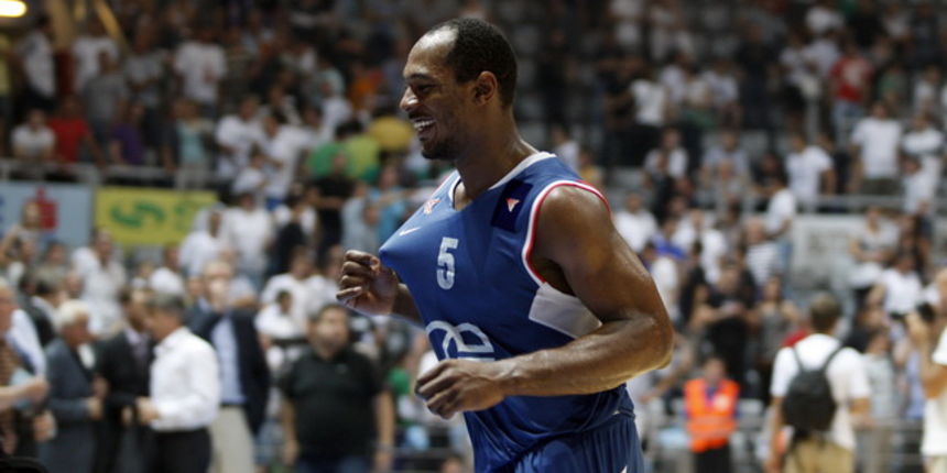 Zadar, 080610. Dvorana Kresimir Cosic.  Cetvrta finalna kosarkaska utkmica izmedju Zadra i Cibone. Na fotografiji:  igrac Cibone Jamont Gordon. Foto: Jure Miskovic / CROPIX