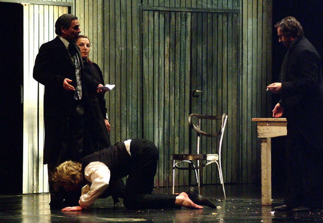 Slovensko mladinsko gledalisce: Zlocin i kazna u HKK Zadar