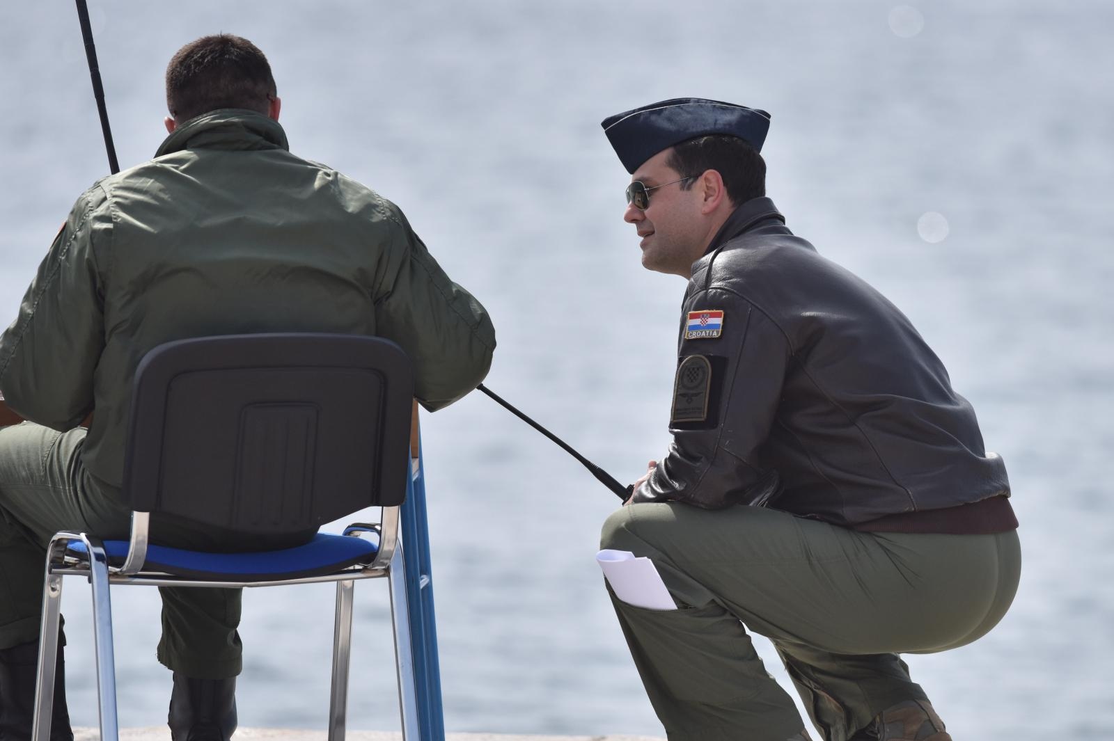 Iznad zadarske rive održan Letački program “Pukovnik Mirko Vukušić” Iznad zadarske rive održan Letački program “Pukovnik Mirko Vukušić”