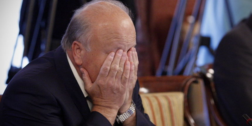 Zagreb, 060912.
Redovna sjednica Vlade RH u Banskim dvorima na Markovom trgu.
Na slici: ministar financija Slavko Linic.
Foto: Dragan Matic / CROPIX Zagreb, 060912.
Redovna sjednica Vlade RH u Banskim dvorima na Markovom trgu.
Na slici: ministar financija Slavko Linic.
Foto: Dragan Matic / CROPIX