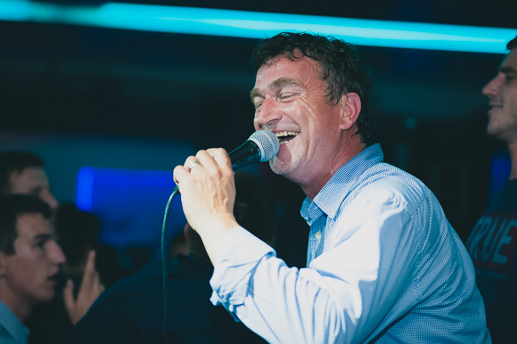 Zadarska večer s Ivicom Sikirićem Ićom u Hitch baru, 8.5.2015. (Foto: Ivan Toman) Zadarska večer s Ivicom Sikirićem Ićom u Hitch baru, 8.5.2015. (Foto: Ivan Toman)