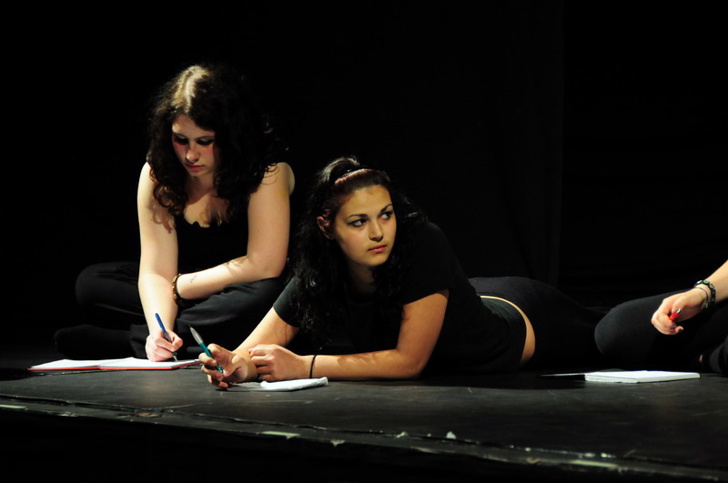 Artikultura: Predstava “Etsilazak” Teatra Verdi, Foto: Ivan Dilber Artikultura: Predstava “Etsilazak” Teatra Verdi, Foto: Ivan Dilber