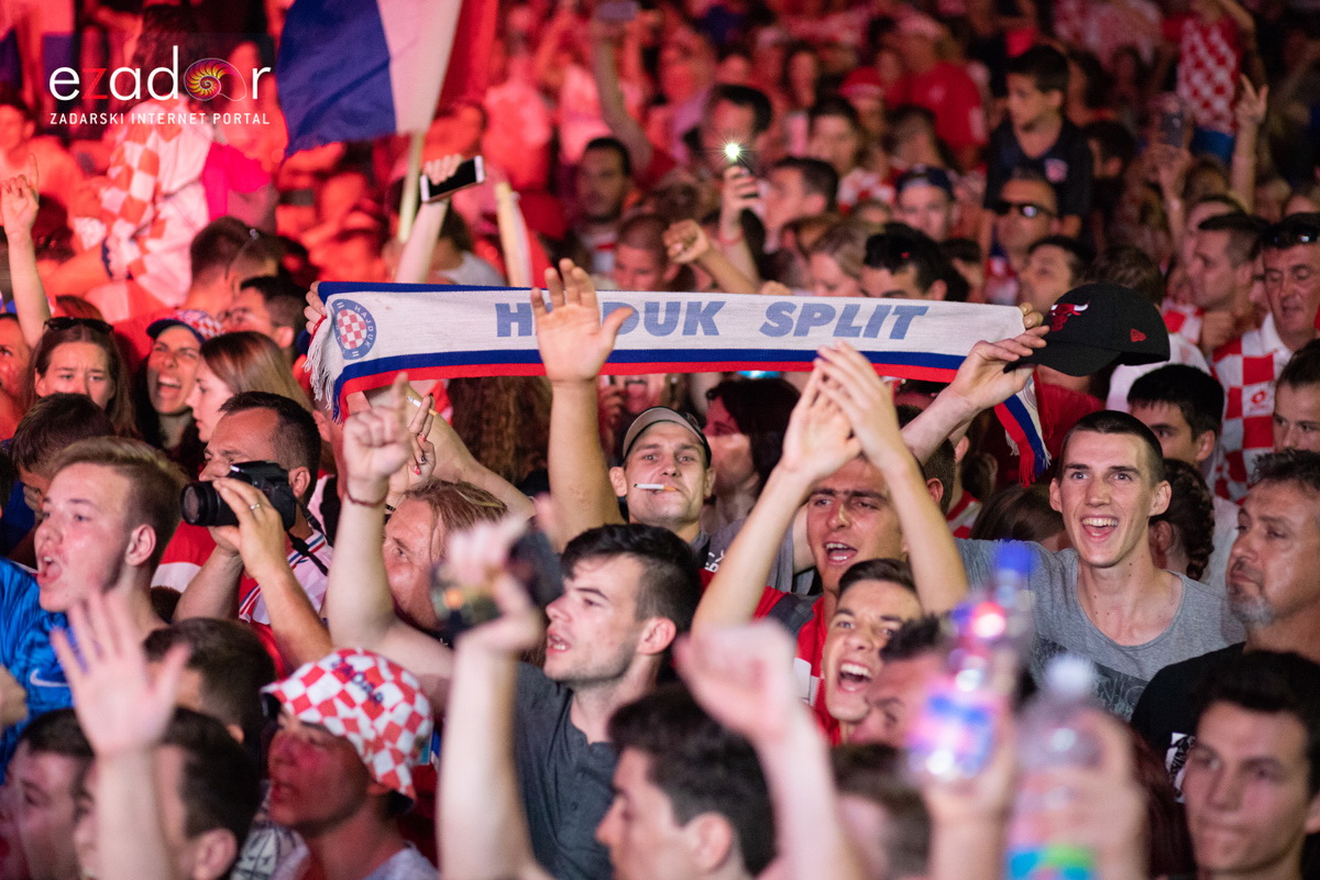 Veličanstven doček četvorice zadarskih Vatrenih Veličanstven doček četvorice zadarskih Vatrenih