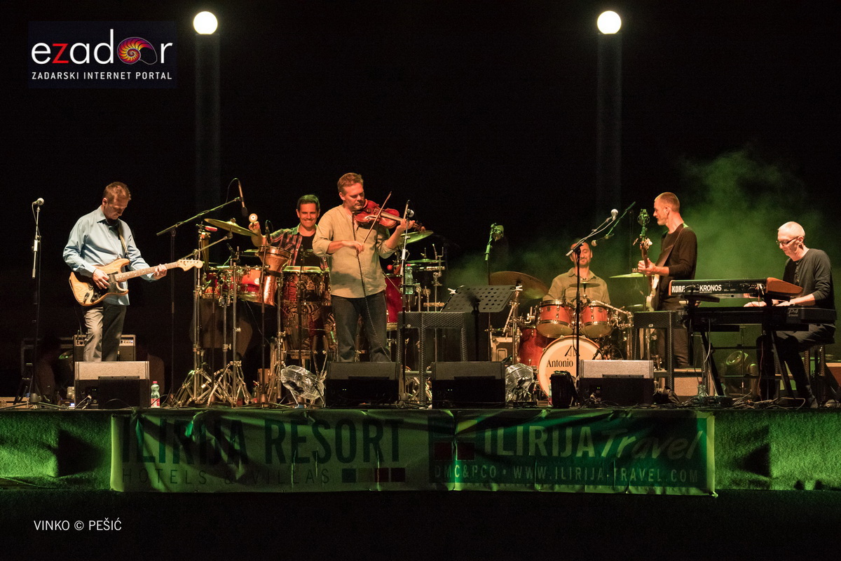 Massimo @ bazen Ilirije u Biogradu na Moru