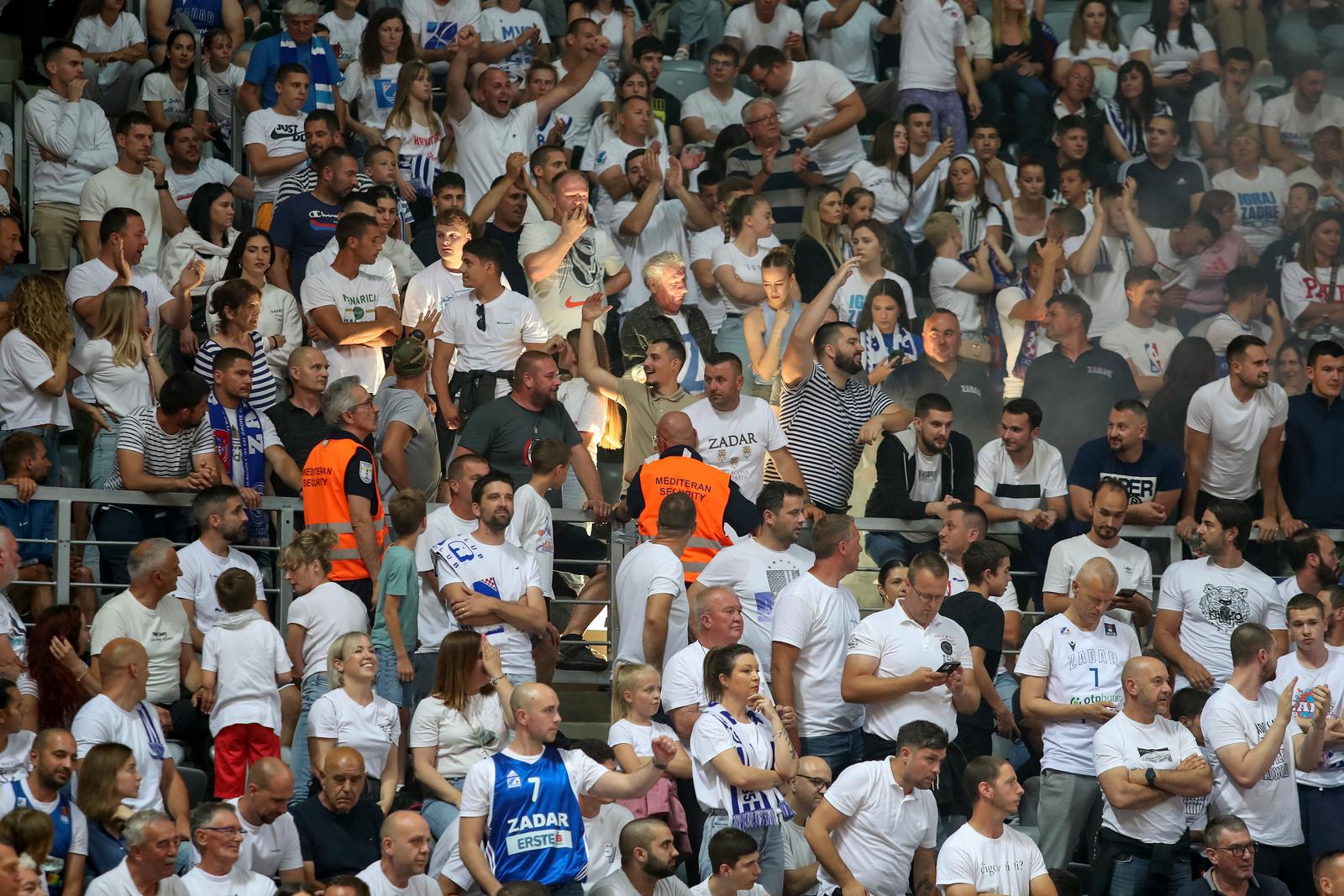 Favbet Premijer liga, finale doigravanja, 5. utakmica: KK Zadar – KK Split 93-66 Favbet Premijer liga, finale doigravanja, 5. utakmica: KK Zadar – KK Split 93-66