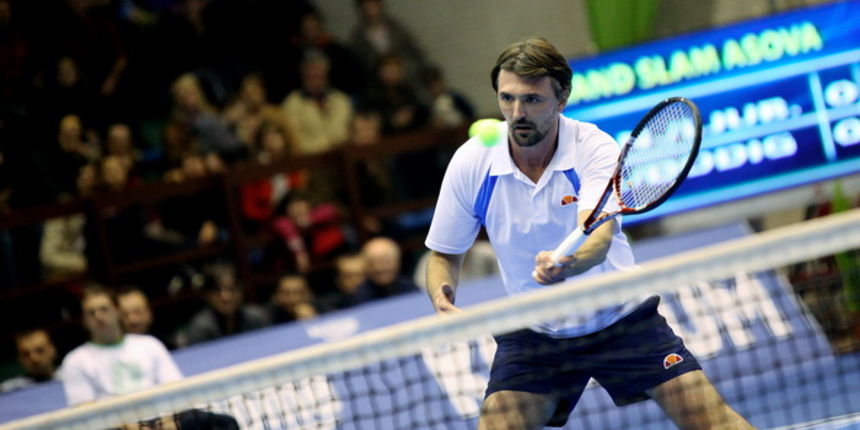 Vukovar, 131111.
Sportska dvorana, Borovo naselje.
Tenisaci Marin Cilic, Ivan Dodig, Ivan Ljubicic i Goran Ivanisevic na humanitarno – sportskoj manifestaciji Grand slam Asova.
Na slici: Goran Ivanisevic.
Foto: Dorian Horvat / CROPIX Vukovar, 131111.
Sportska dvorana, Borovo naselje.
Tenisaci Marin Cilic, Ivan Dodig, Ivan Ljubicic i Goran Ivanisevic na humanitarno – sportskoj manifestaciji Grand slam Asova.
Na slici: Goran Ivanisevic.
Foto: Dorian Horvat / CROPIX