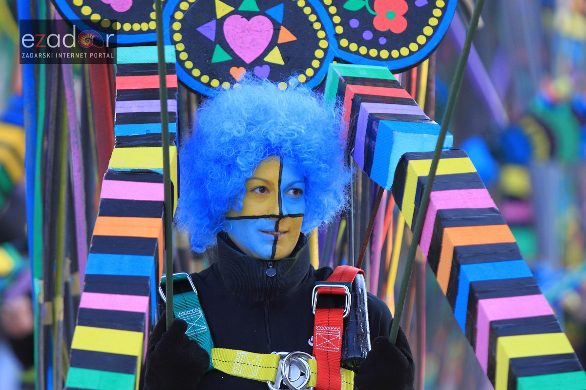 Maškarana povorka Velike Bake u Murteru