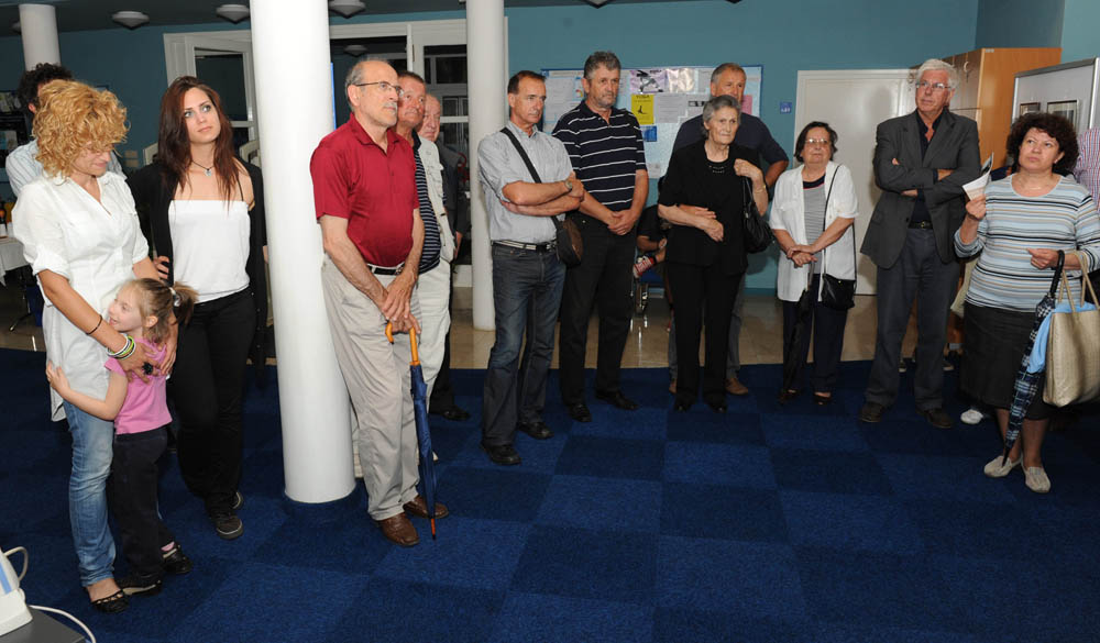 Zadar, 4.6.2012. snimio: Nenad Marčev
Izložba Petra Goića
Gradska knjižnica Zadar Zadar, 4.6.2012. snimio: Nenad Marčev
Izložba Petra Goića
Gradska knjižnica Zadar