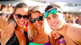 12.08. Aquarius klub, after beach party, foto: Goran Telak 12.08. Aquarius klub, after beach party, foto: Goran Telak