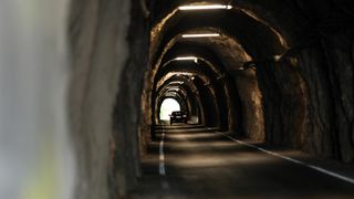 Tunel Dingač u pelješkom kraju