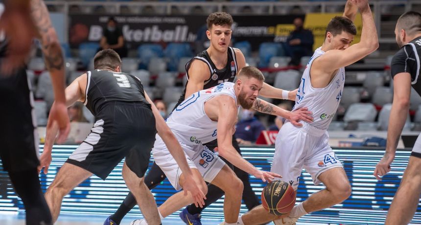 ABA liga, 19. kolo: KK Zadar – KK Partizan 96-94 ABA liga, 19. kolo: KK Zadar – KK Partizan 96-94