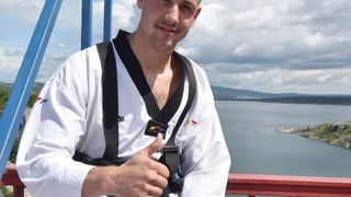 Otvorena sezona bungee jumpinga sa starog Masleničkog mosta. Photo: Hrvoje Jelavić/PIXSELL Otvorena sezona bungee jumpinga sa starog Masleničkog mosta. Photo: Hrvoje Jelavić/PIXSELL