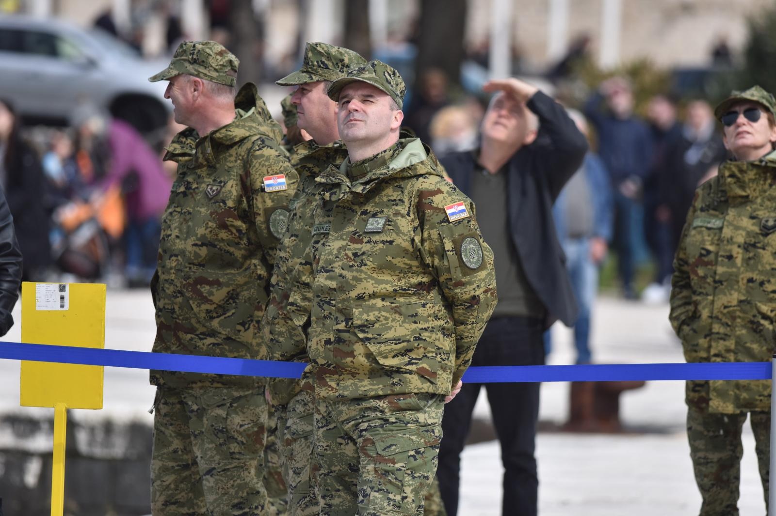 Iznad zadarske rive održan Letački program “Pukovnik Mirko Vukušić” Iznad zadarske rive održan Letački program “Pukovnik Mirko Vukušić”