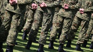 Svečano postrojavanje na stadionu u Kranjčevićevoj u povodu Dana Oružanih snaga Republike Hrvatske. Foto. PIXSELL Svečano postrojavanje na stadionu u Kranjčevićevoj u povodu Dana Oružanih snaga Republike Hrvatske. Foto. PIXSELL