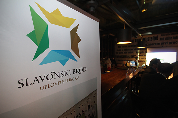 Atrij: “Slavonska košarica” (foto:Saša Čuka)