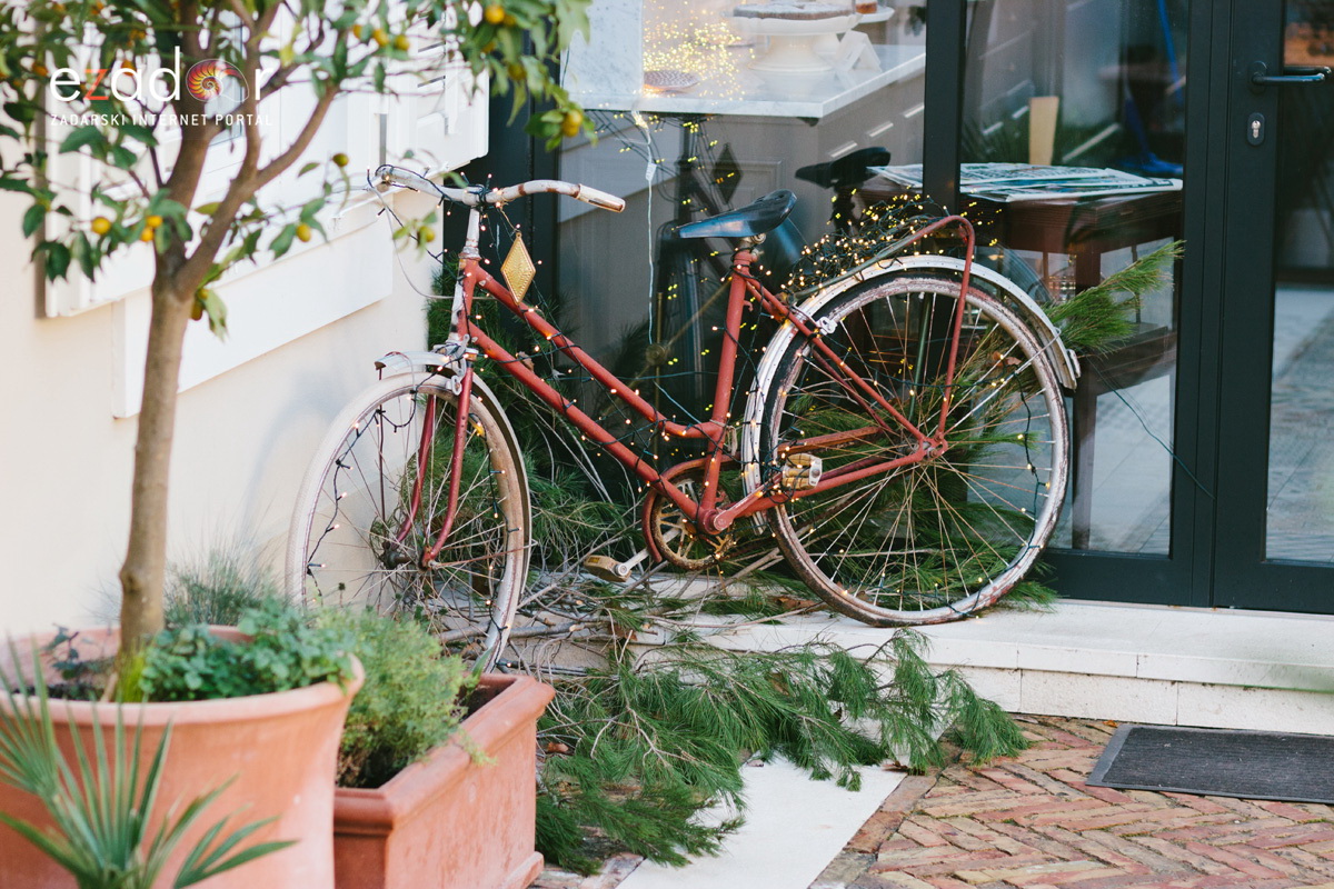 Đir po gradu, petak 22. prosinca 2017. Đir po gradu, petak 22. prosinca 2017.