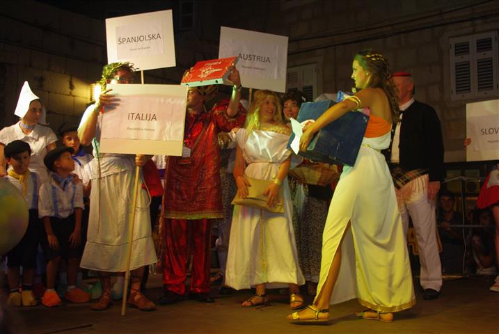 Paški ljetni karneval