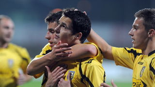 Zapresic, 151010.
Stadion NK Inter, 1. HNL, 11. kolo, seniori, susret NK Inter i NK Zadar.
Na slici: gol slavlje Antun Palic 8.
Foto: Damir Krajac / CROPIX Zapresic, 151010.
Stadion NK Inter, 1. HNL, 11. kolo, seniori, susret NK Inter i NK Zadar.
Na slici: gol slavlje Antun Palic 8.
Foto: Damir Krajac / CROPIX