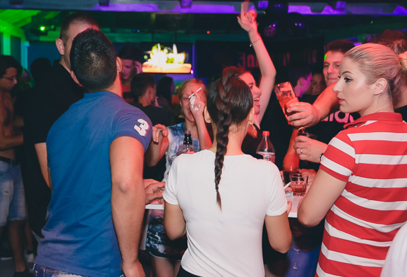 Turanjska fešta u Menfisto baru, 16.7.2015. (foto: Ivan Toman) Turanjska fešta u Menfisto baru, 16.7.2015. (foto: Ivan Toman)