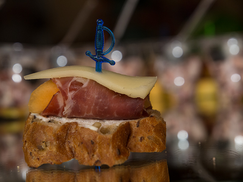 Biograd na moru: Otvorena izložba fotografija “Lunjske masline” Biograd na moru: Otvorena izložba fotografija “Lunjske masline”