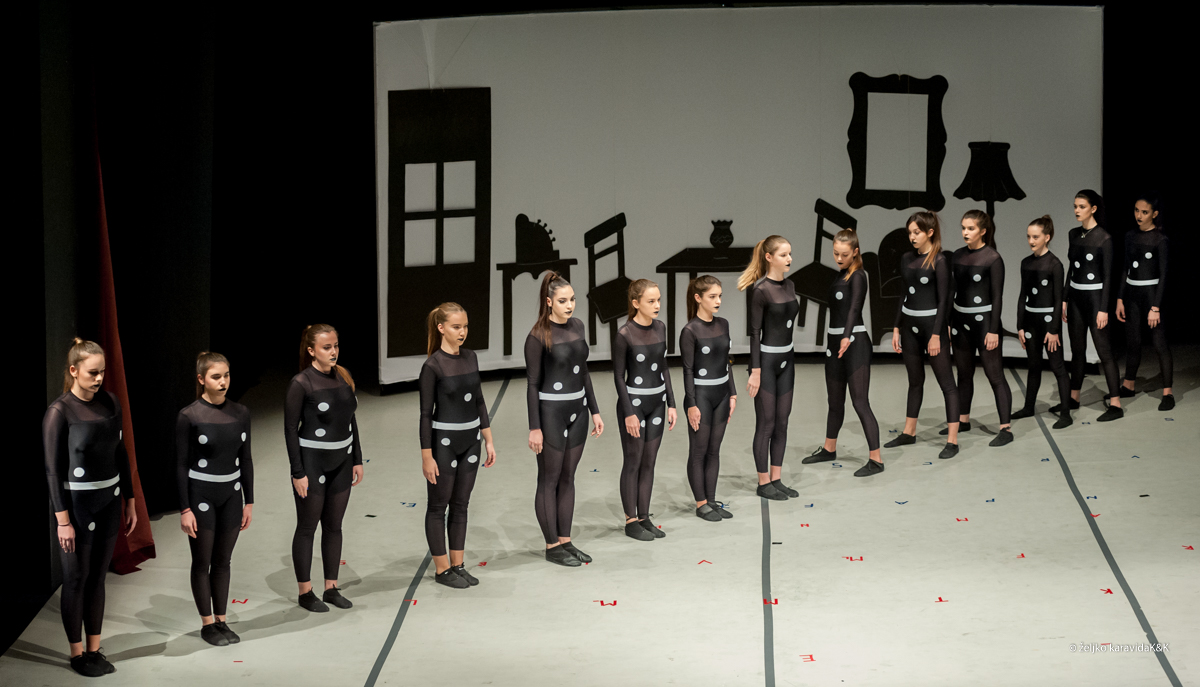 HNK Zadar: Predstava plesne udruge Gesta – “Odgojooj”