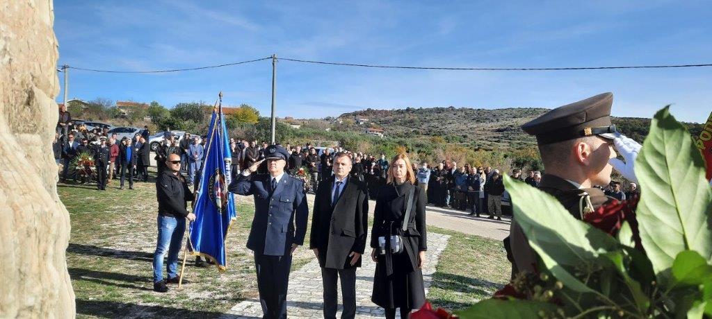 Obilježena 30. obljetnica stradanja civila i branitelja u Nadinu Obilježena 30. obljetnica stradanja civila i branitelja u Nadinu