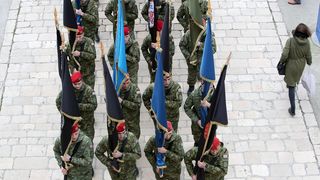 Mimohod pripadnika OSRH i MUP-a s ratnim zastavama povodom 30. obljetnice VRO Maslenica Mimohod pripadnika OSRH i MUP-a s ratnim zastavama povodom 30. obljetnice VRO Maslenica