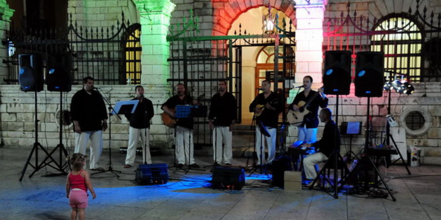 Klape na Narodnom trgu 5. srpnja, Foto: Ivan Dilber Klape na Narodnom trgu 5. srpnja, Foto: Ivan Dilber