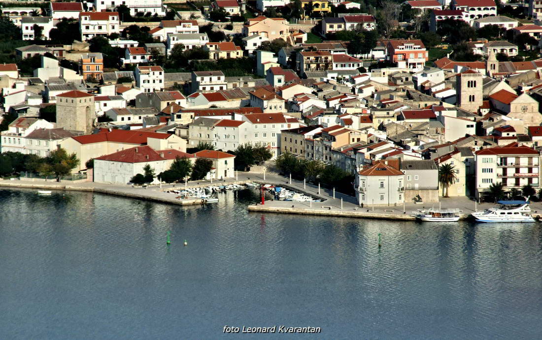 Blagdanski đir po Pagu 1. studenog 2013.  foto: Leonard Kvarantan