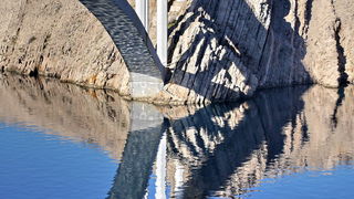 Bonaca ispod Paškog mosta i na otoku Pagu Bonaca ispod Paškog mosta i na otoku Pagu