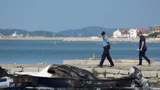 Sv. Filip i Jakov: Požar zahvatio brodice u luci od kojih su tri potonule