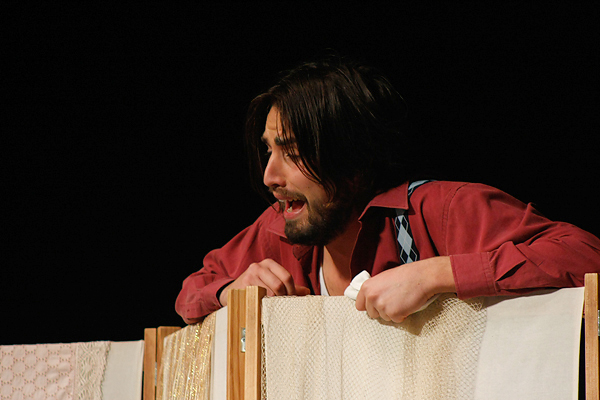 Zadarska Noć kazališta – “Teštament” (foto:Saša Čuka) Zadarska Noć kazališta – “Teštament” (foto:Saša Čuka)