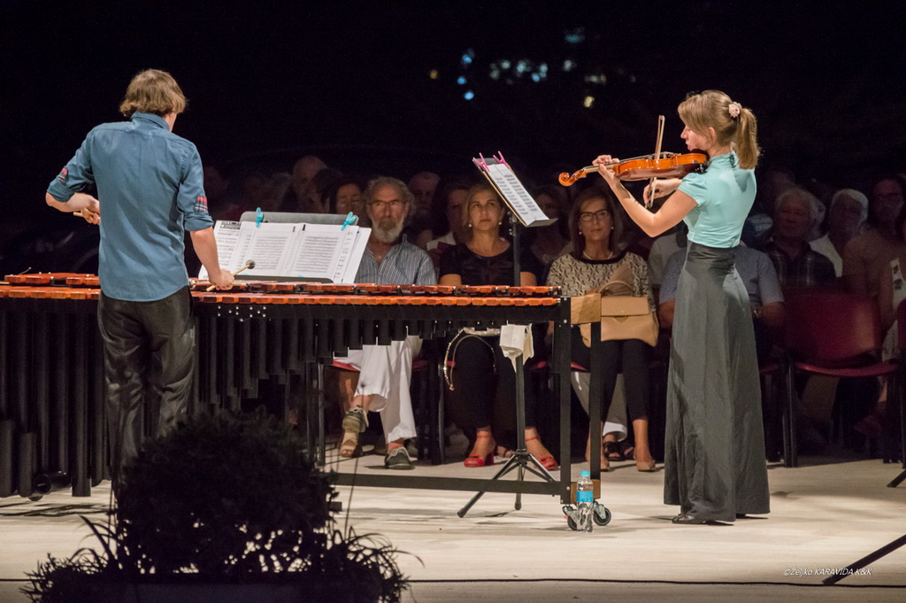 57. Glazbene večeri u Sv. Donatu: Marimba i violina u Marini Dalmacija