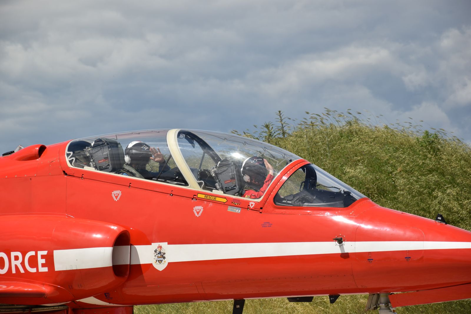 Krila Oluje i Red Arrows preletjeli iznad Zadarskog kanala