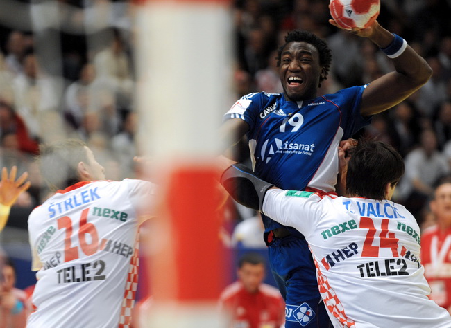 Bec, 310110.
Austrija je domacin EURO 2010 u rukometu od 19-31 01.10. U Becu se igraju utakmice poufinala i finala. Polufinale su izborile reprezentacije Islanda, Francuske, Poljske i Hrvatske. U polufinalnim utakmicama finale su izborile reprezentacije F