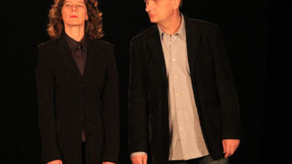 ArtAkt, izlozba Ivane Jenjic, predstava Vili Matula, foto: I. Perincic ArtAkt, izlozba Ivane Jenjic, predstava Vili Matula, foto: I. Perincic