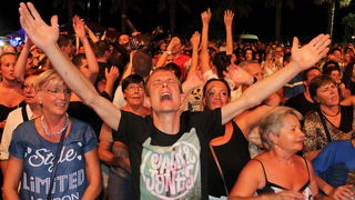 Jasmin Stavros na Viru