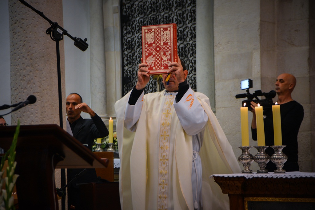 Nadbiskup Puljić predvodio svečano misno slavlje u crkvi. sv. Marije u sklopu obilježavanja 950. obljetnice spomena samostana. Foto: Iva Perinčić