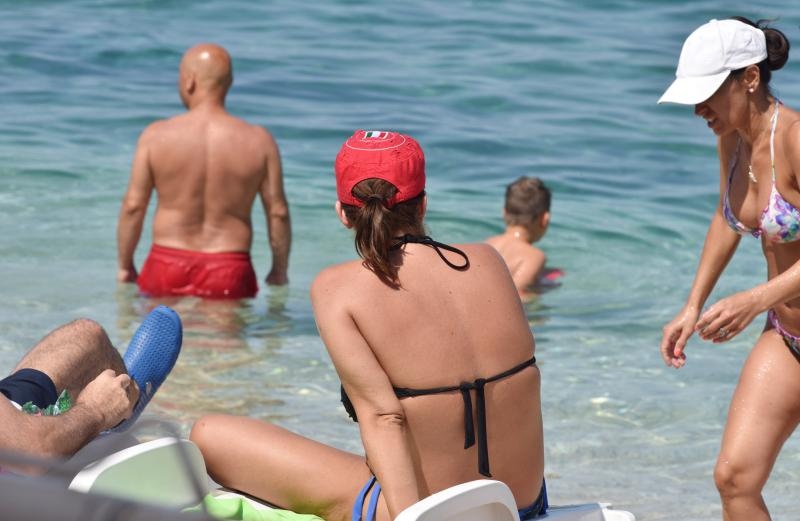Guštanje na primoštenskim plažama. Photo: Hrvoje Jelavić/PIXSELL Guštanje na primoštenskim plažama. Photo: Hrvoje Jelavić/PIXSELL